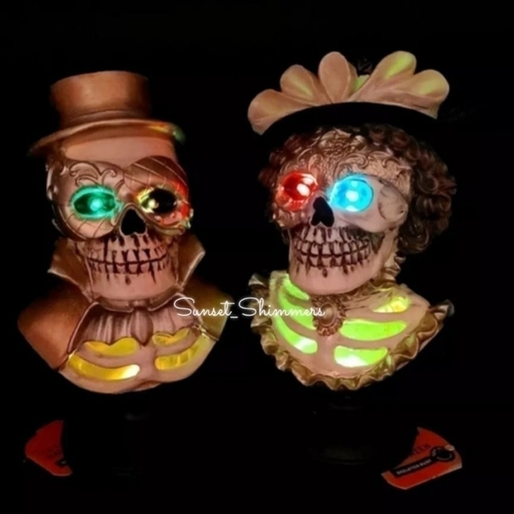 Halloween Animated Light Masquerade Costume VICTORIAN SKELETON COUPLE Bust Decor - Picture 12 of 12